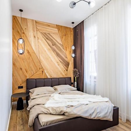 Romari Таманська 12 Apartment Lviv Bagian luar foto
