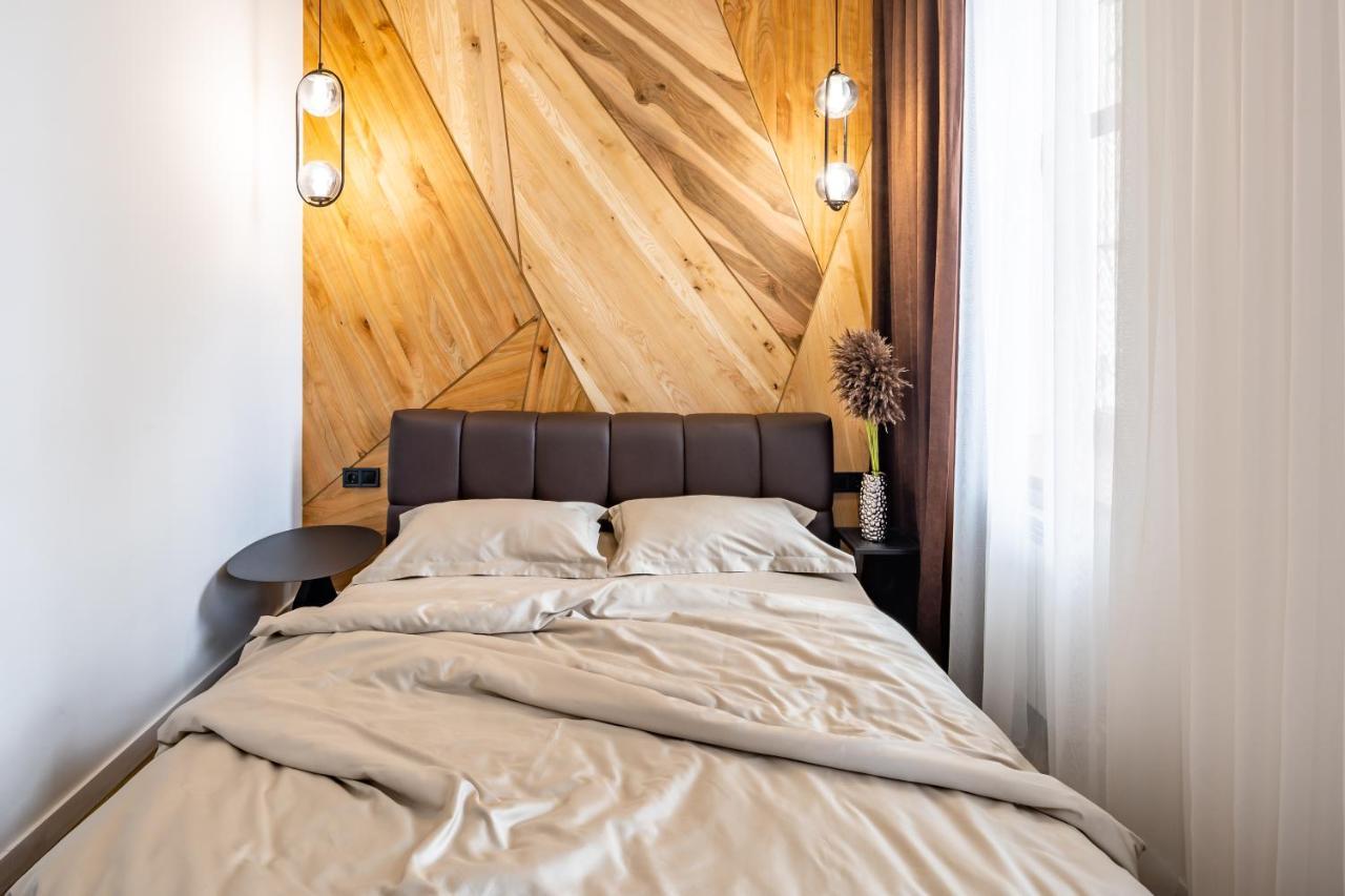 Romari Таманська 12 Apartment Lviv Bagian luar foto