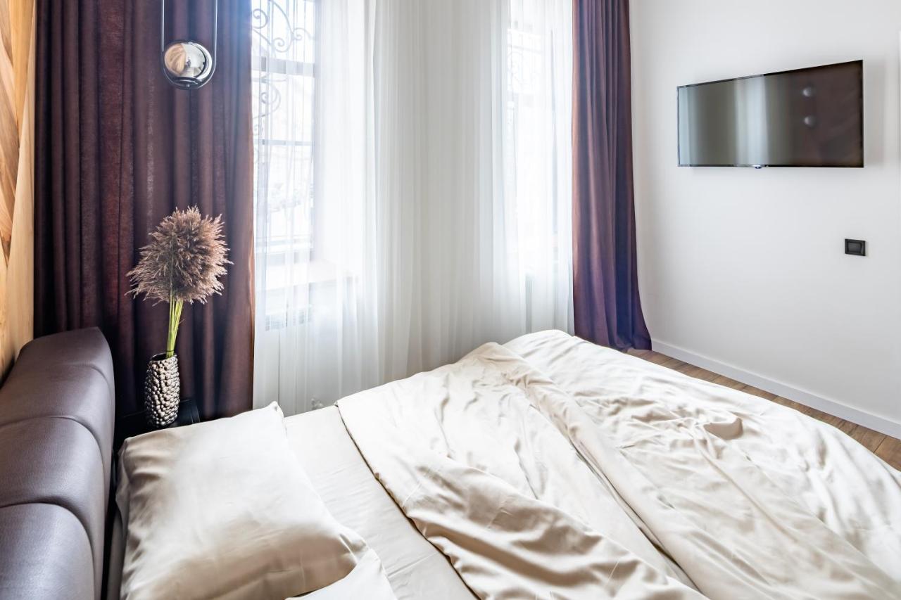 Romari Таманська 12 Apartment Lviv Bagian luar foto