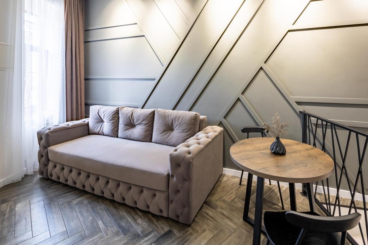 Romari Таманська 12 Apartment Lviv Bagian luar foto