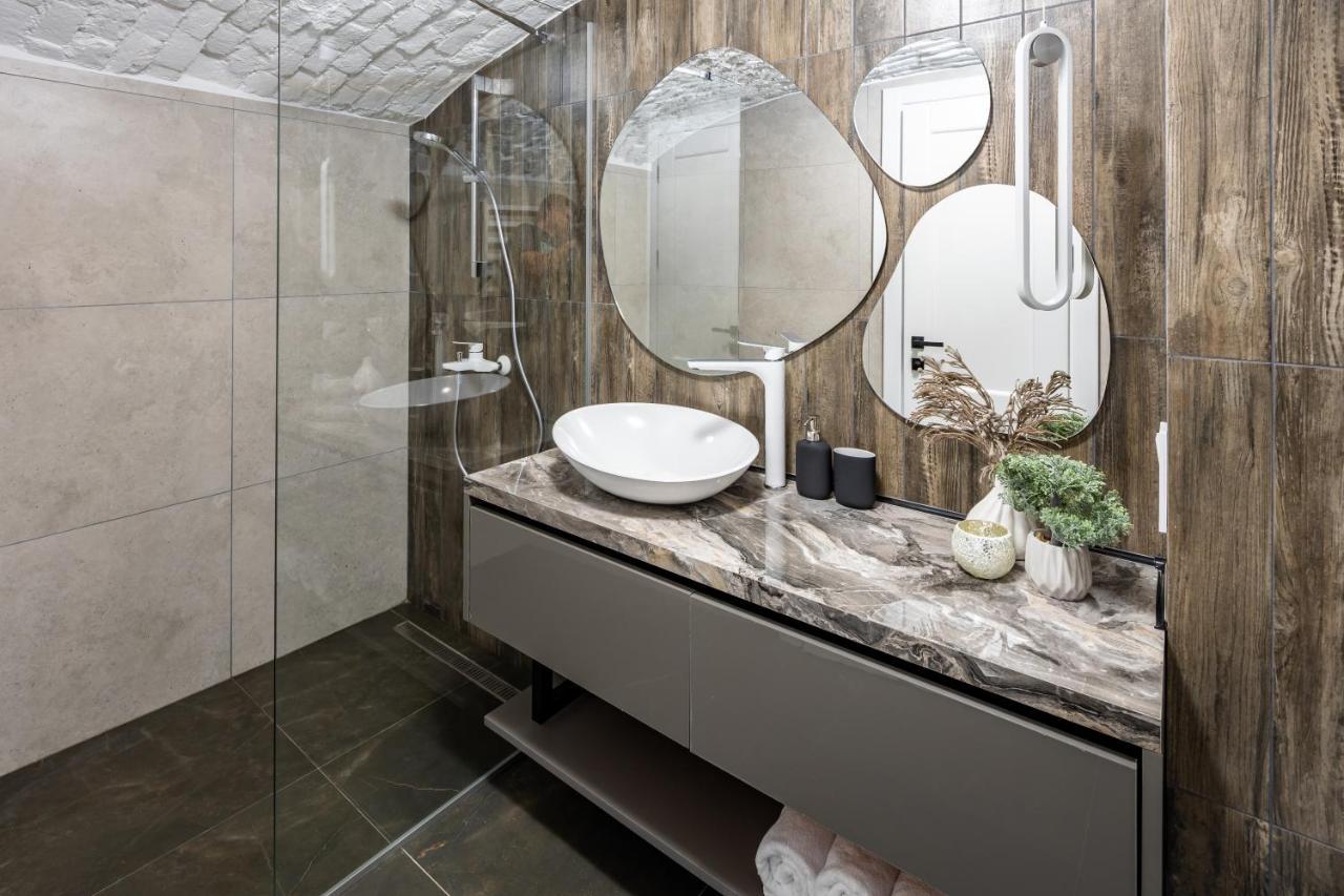 Romari Таманська 12 Apartment Lviv Bagian luar foto
